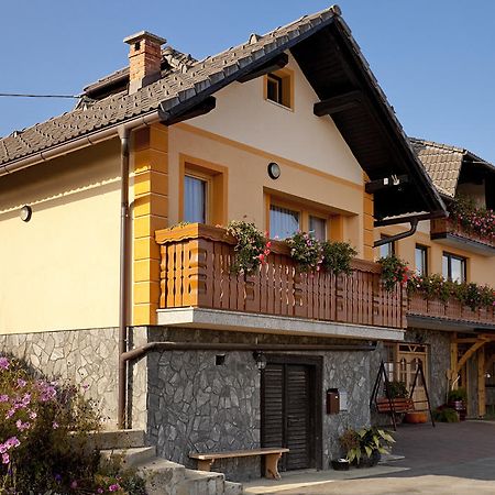 Tourist Farm Skrbina Appartement Otočec Kamer foto